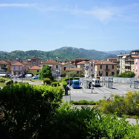 Casa Annabella Holiday home Ceparana